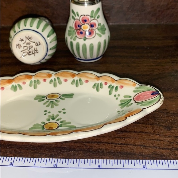 D.P. Delft hand painted S&P set - Picture 6 of 7